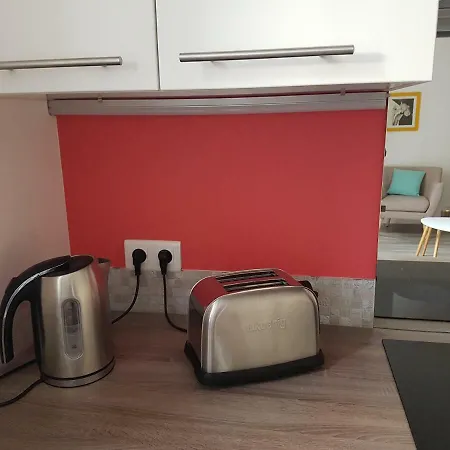 Sweet Garden Apartment Fontainebleau
